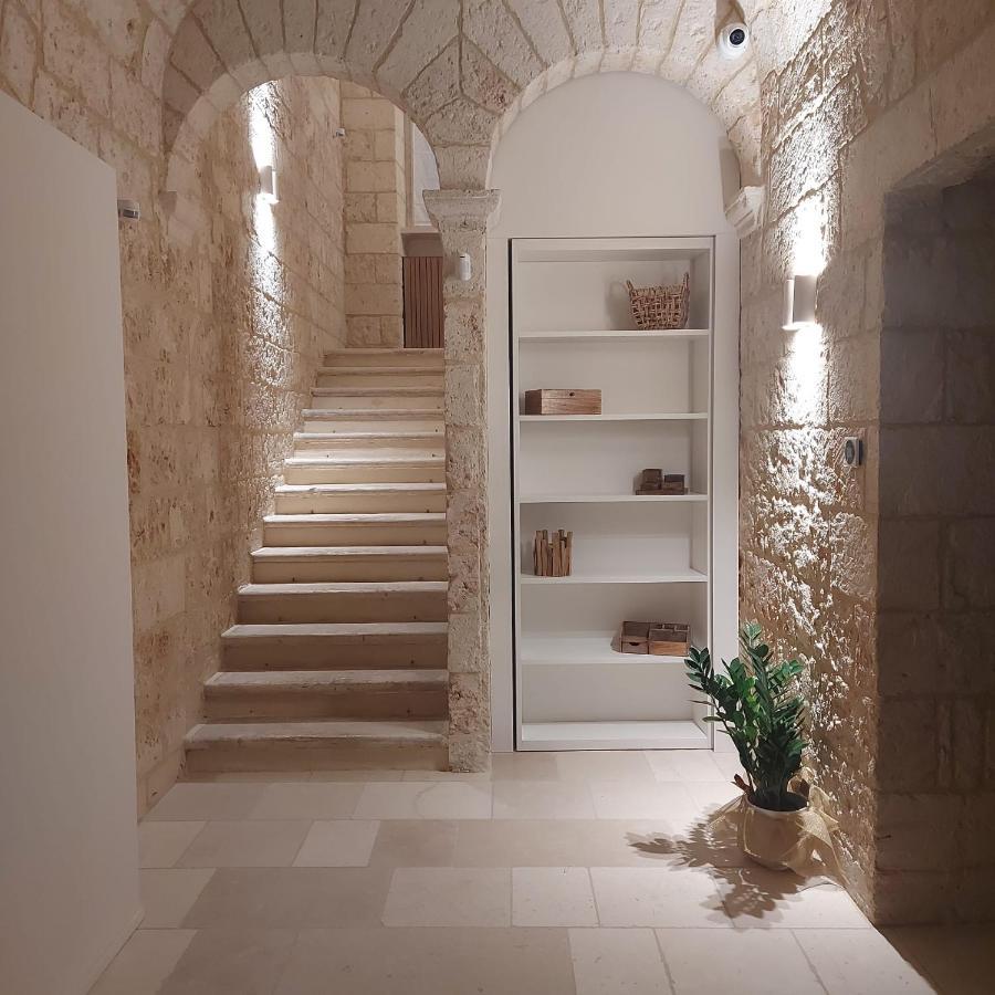 Palazzo Momi Bed & Breakfast Bari Exterior photo