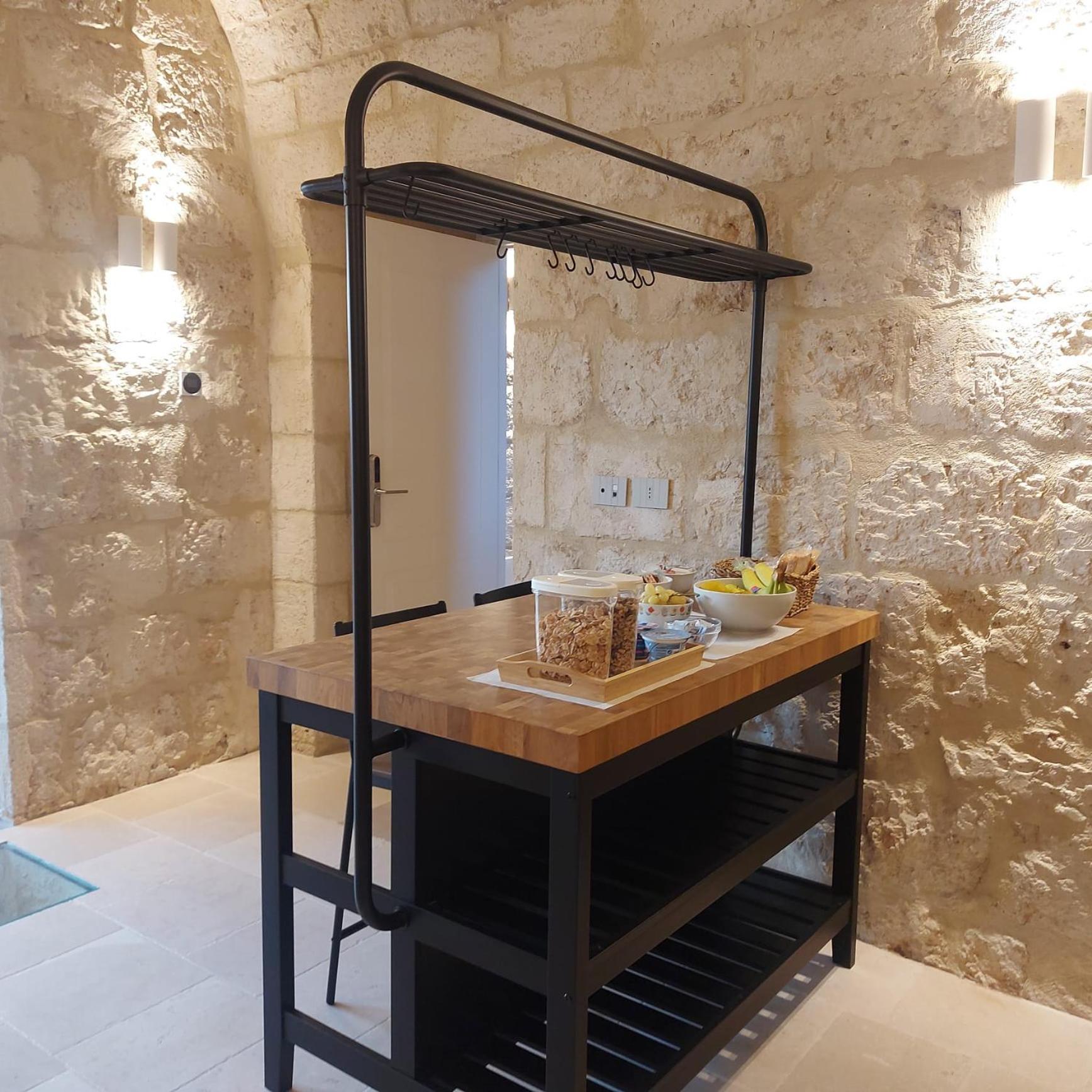 Palazzo Momi Bed & Breakfast Bari Exterior photo